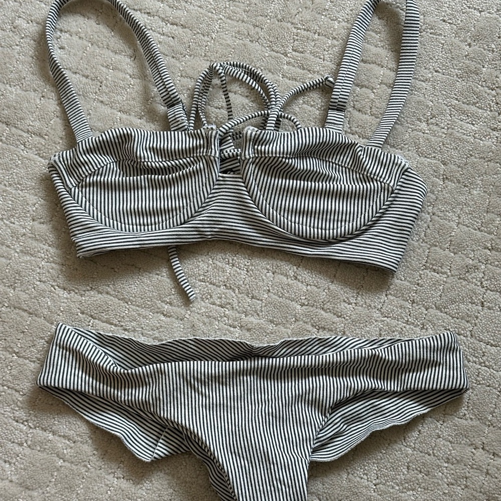 Boys + Arrows (used) Striped underwire swim top + ruched bikini bottom set